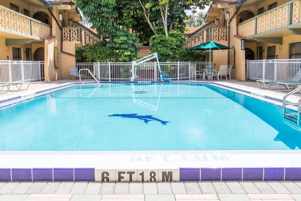 Quality Inn & Suites Altamonte Springs Orlando-North Exteriör bild