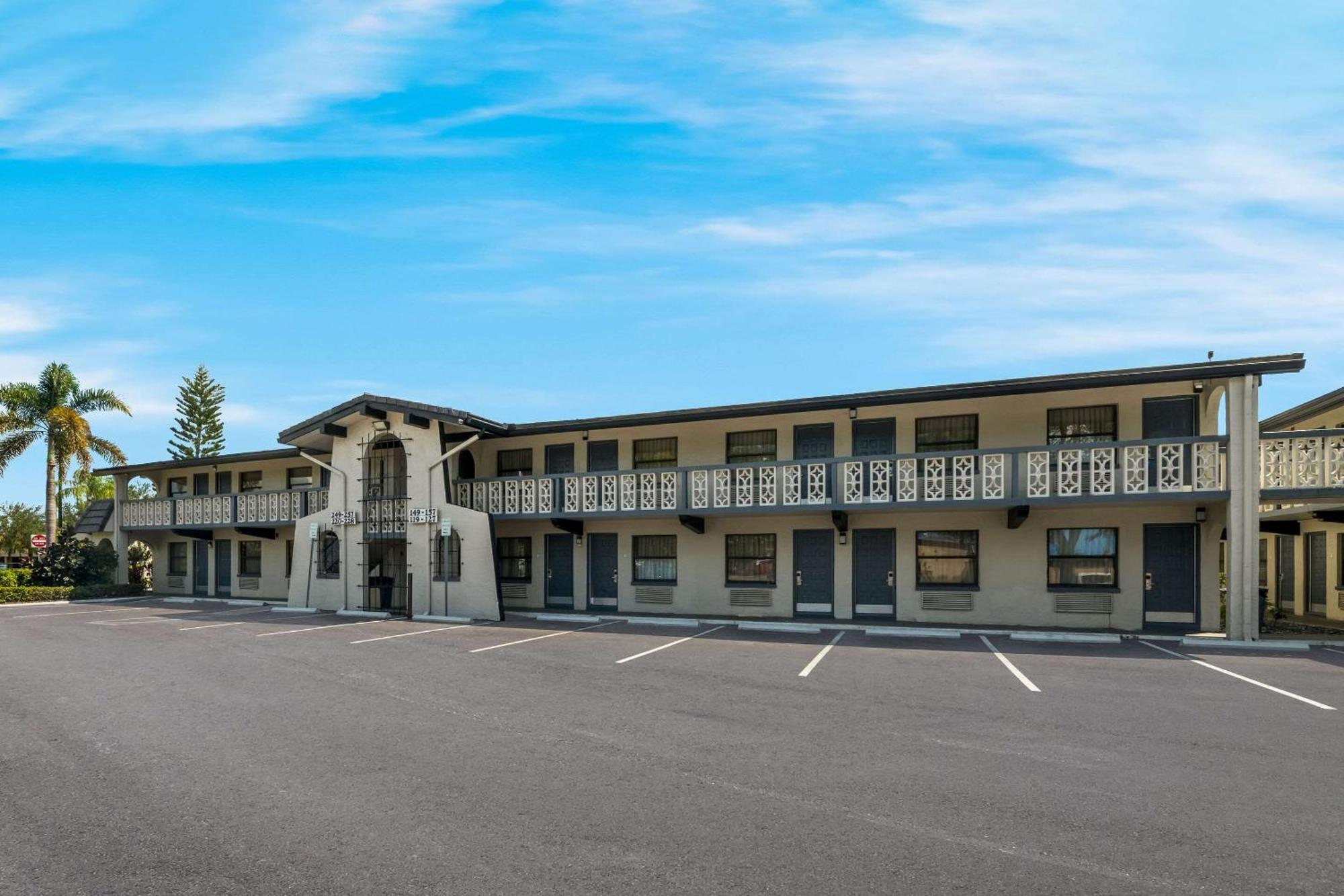 Quality Inn & Suites Altamonte Springs Orlando-North Exteriör bild